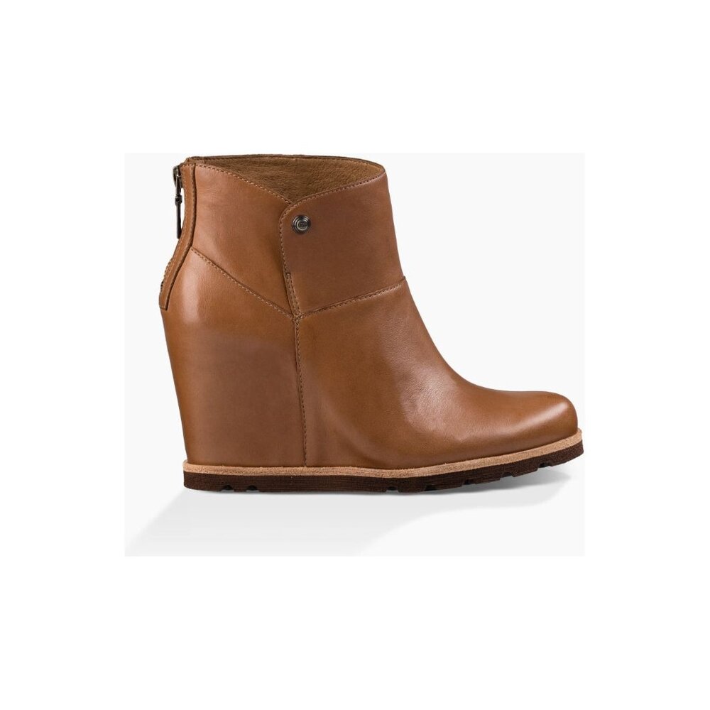 UGG - Women's Amal